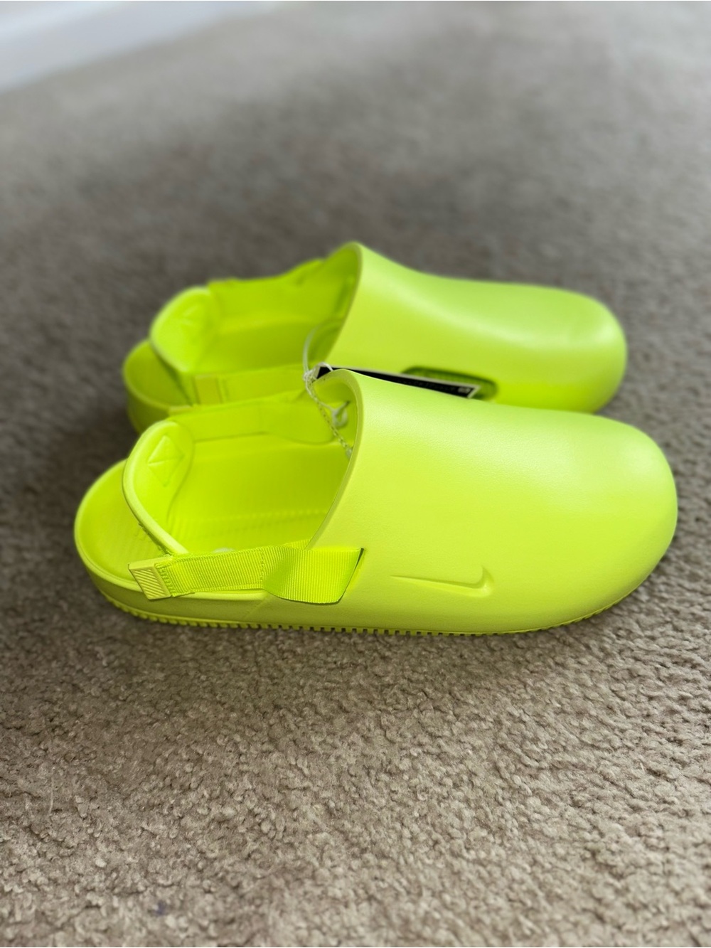 Nike Calm Mules “Volt” - Picture 3 of 5